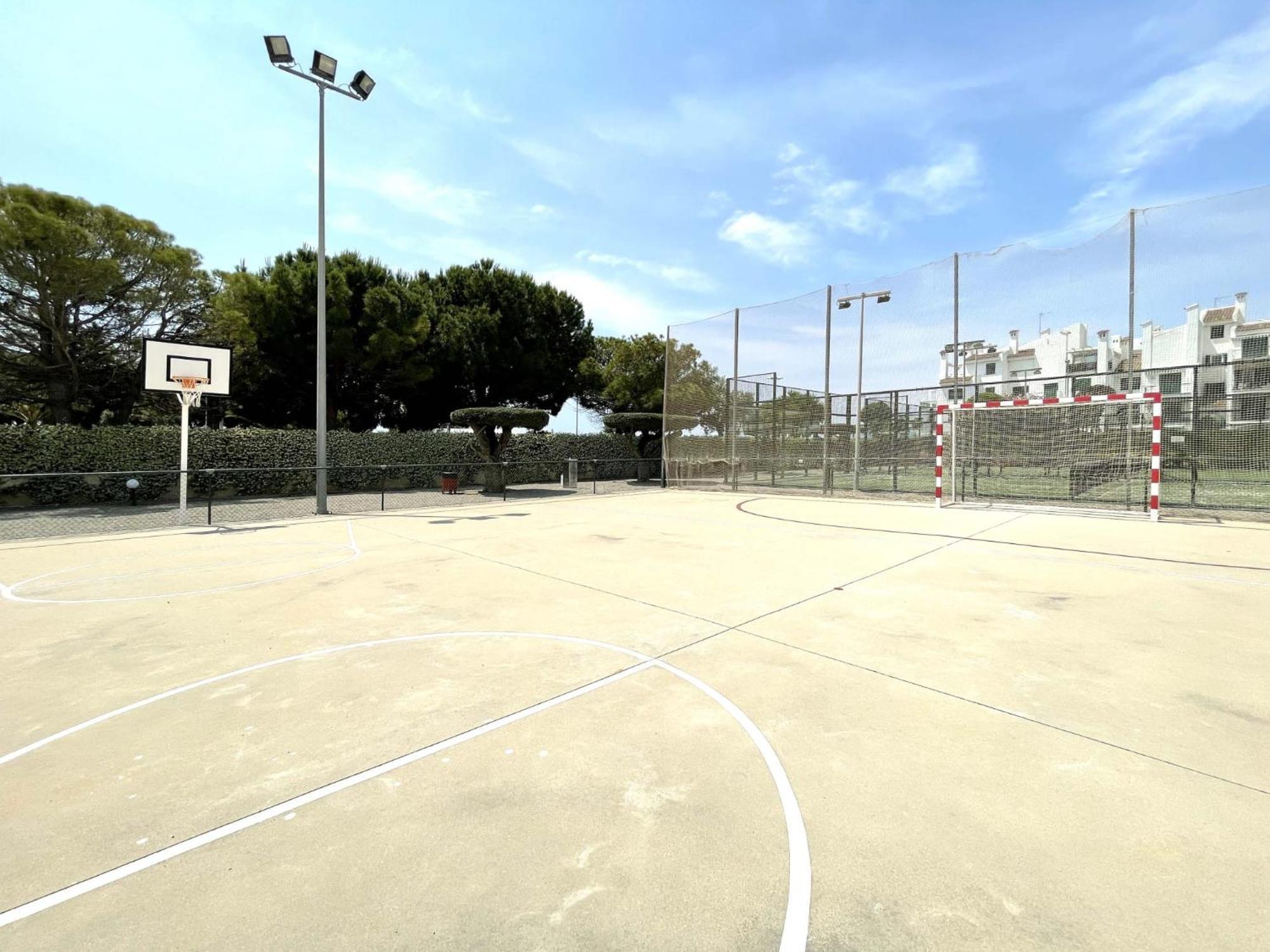 Luxurycambrils Resort&Spa エクステリア 写真
